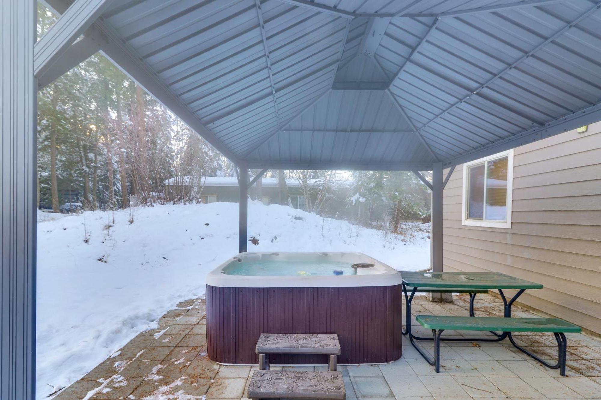 Columbia Falls Private Retreat Pool Table And Deck! Exterior foto