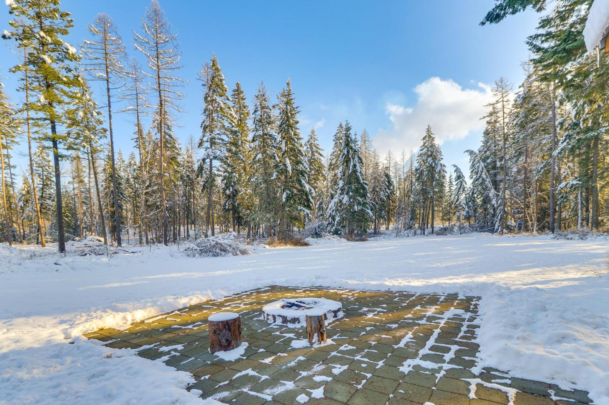 Columbia Falls Private Retreat Pool Table And Deck! Exterior foto
